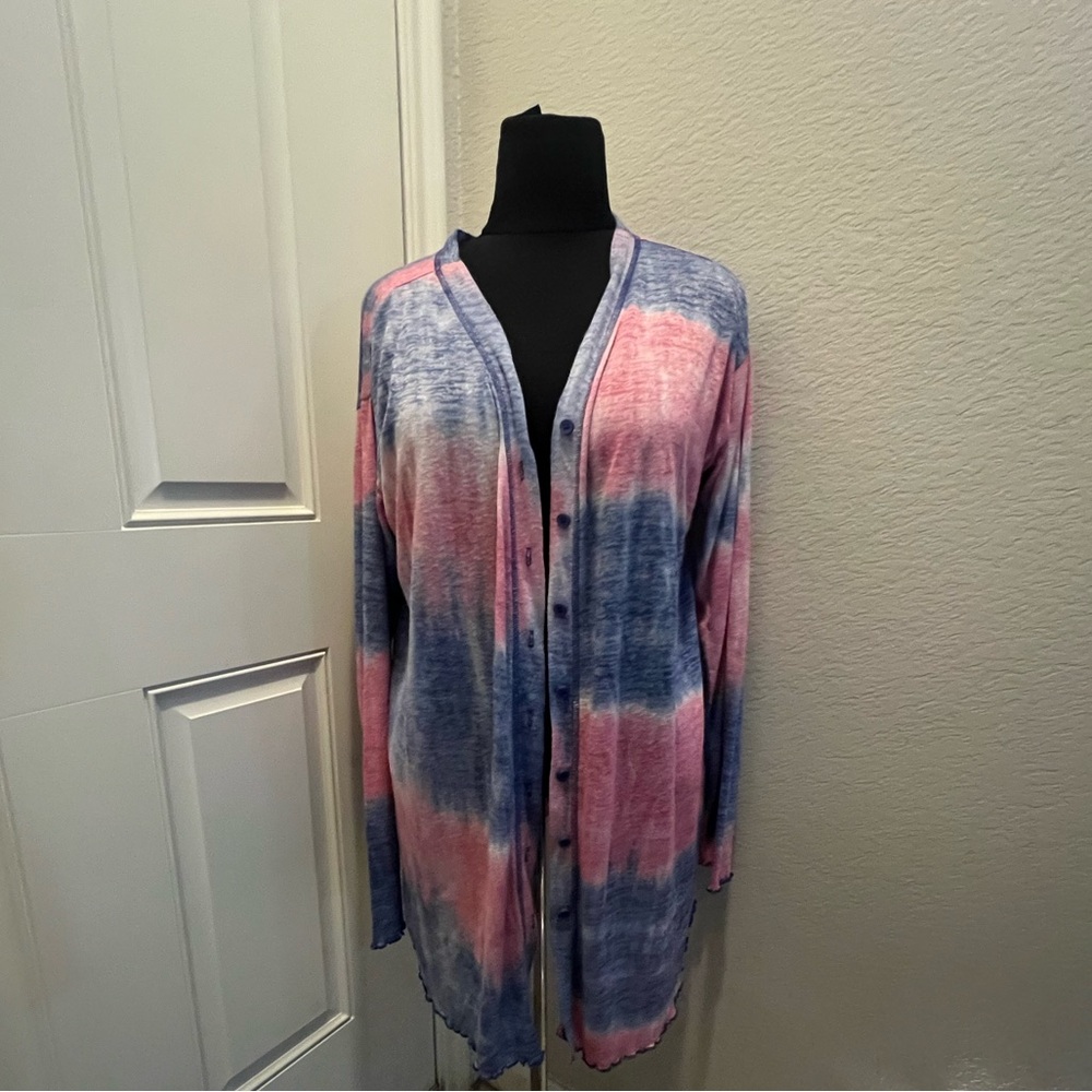 Stylish Pink and Blue Tie-Dye Cardigan